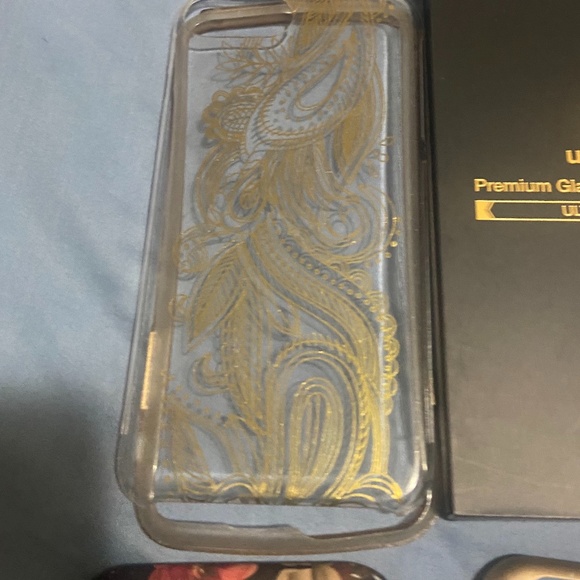 Lot of 8 iPhone Cases and 2 Screen Protectors - Picture 12 of 12